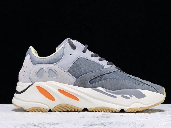 FV9922 700 Boost 'Magnet' v2 Adidas Yeezy 0811